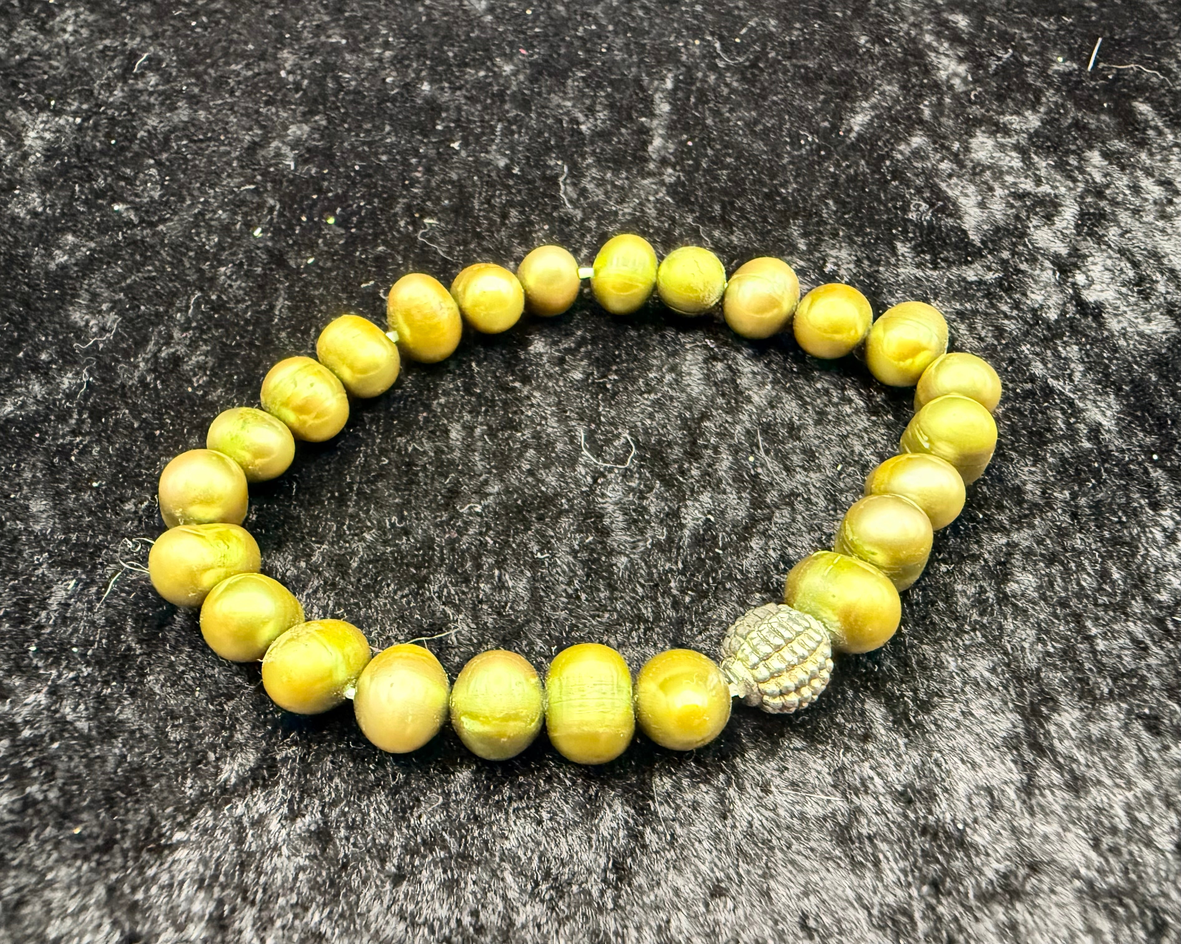 Green Freshwater Pearl Beaded Bracelet