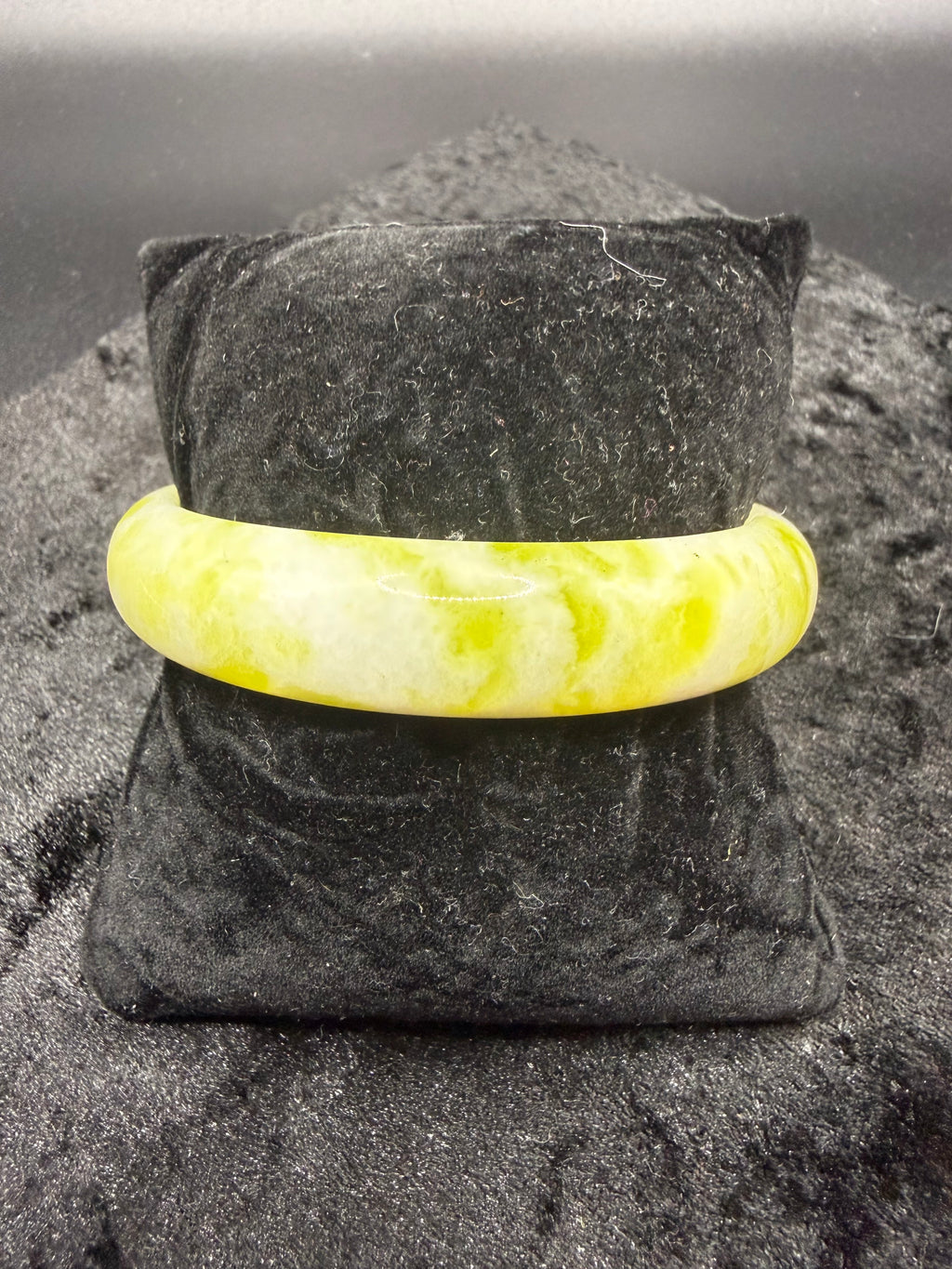 Green and White Jadeite Bangle