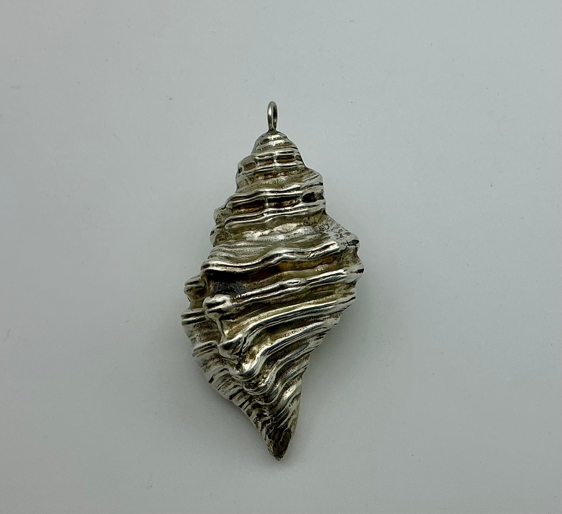 Vintage Sterling Shell Pendant