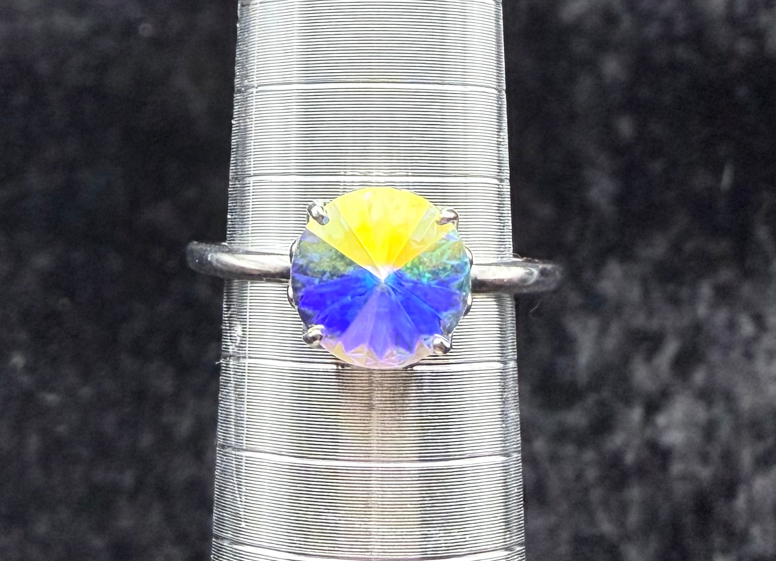 Holographic Crystal Ring
