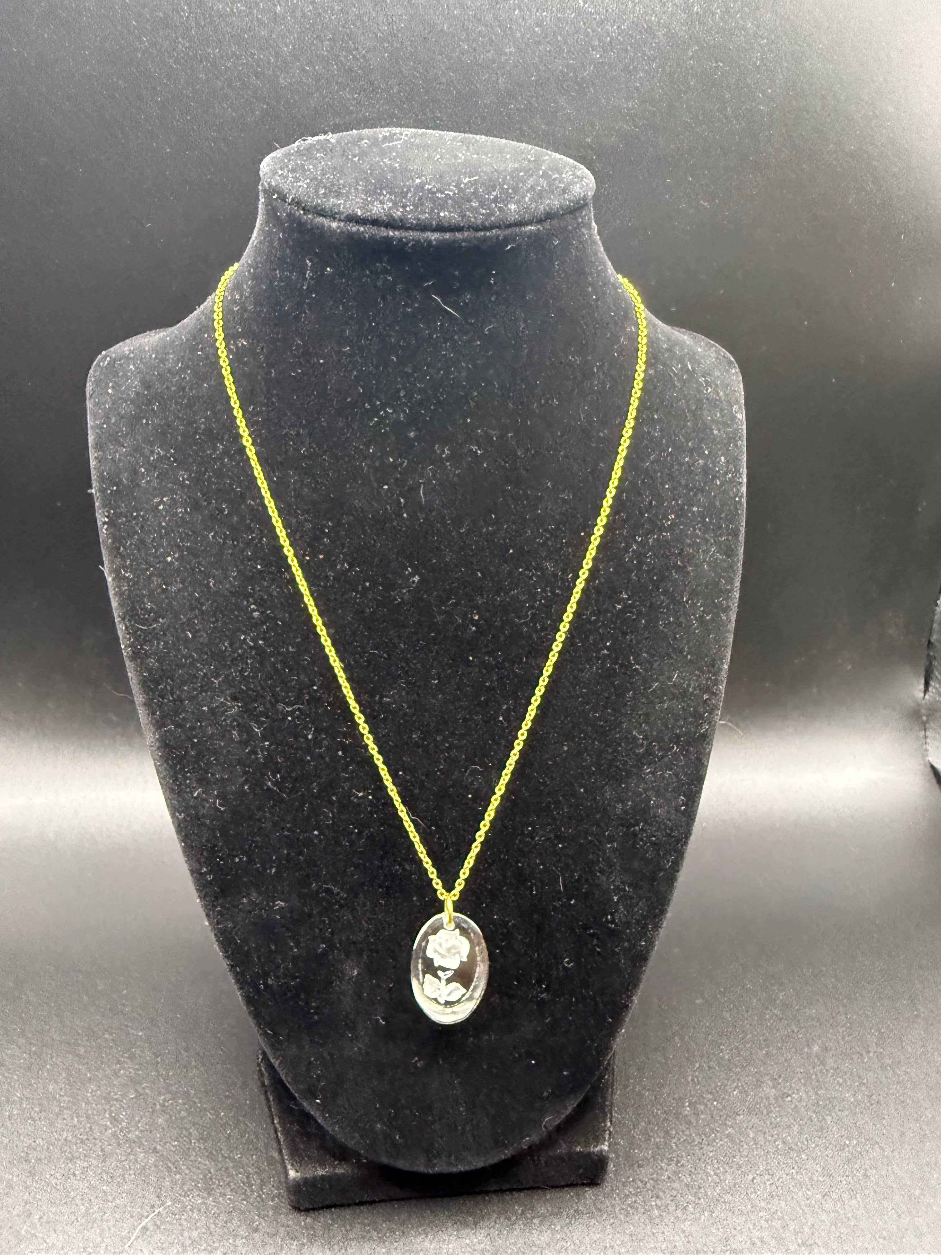 Resin Gold Flower Necklace