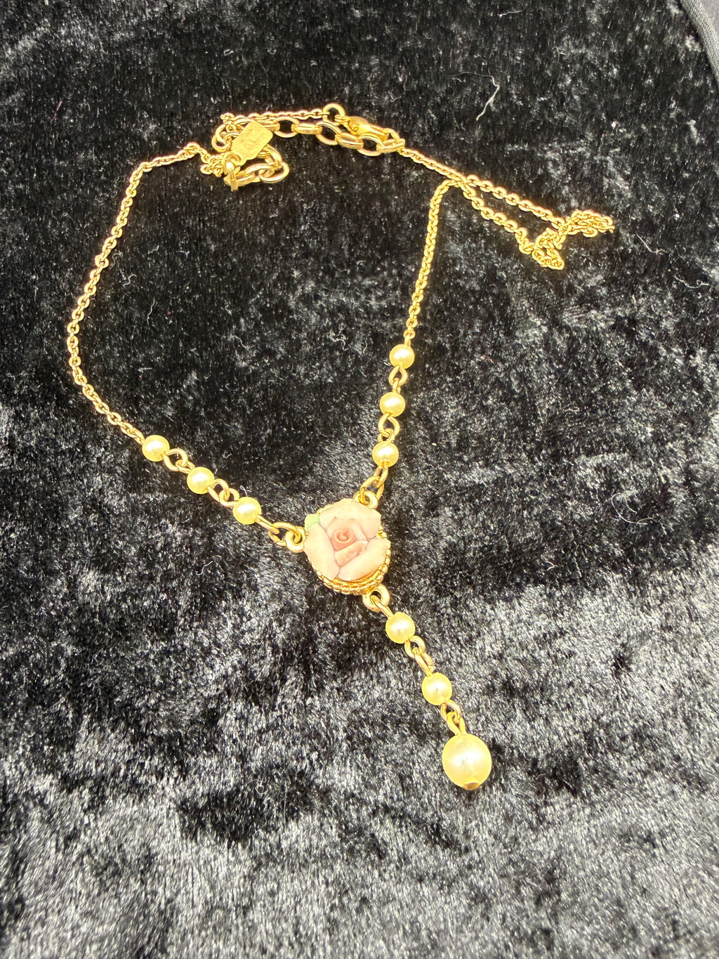 Gold Pearl Flower Necklace