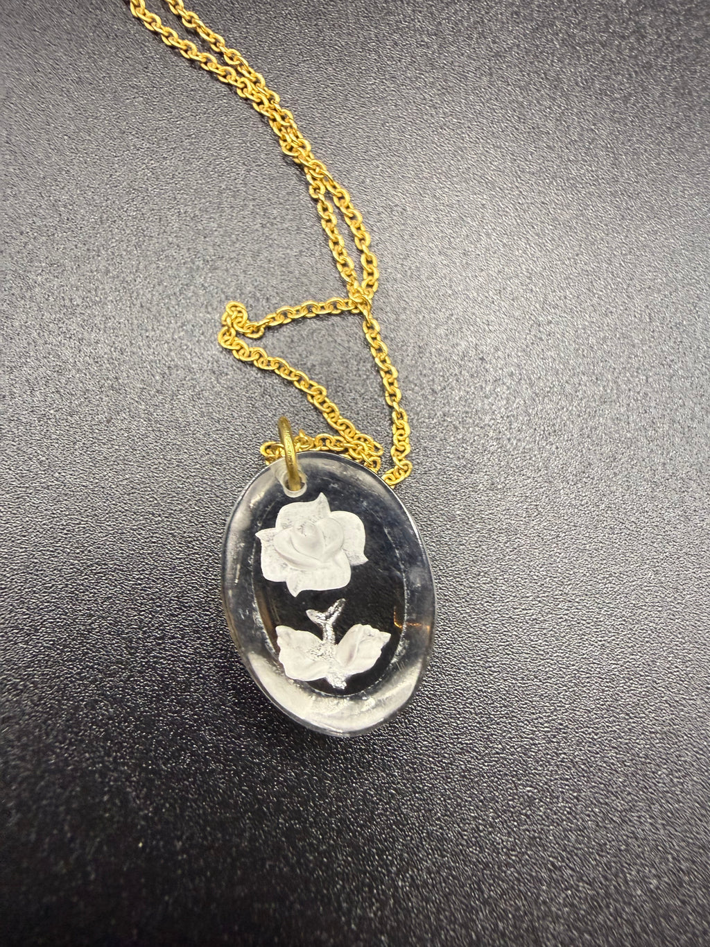 Resin Gold Flower Necklace
