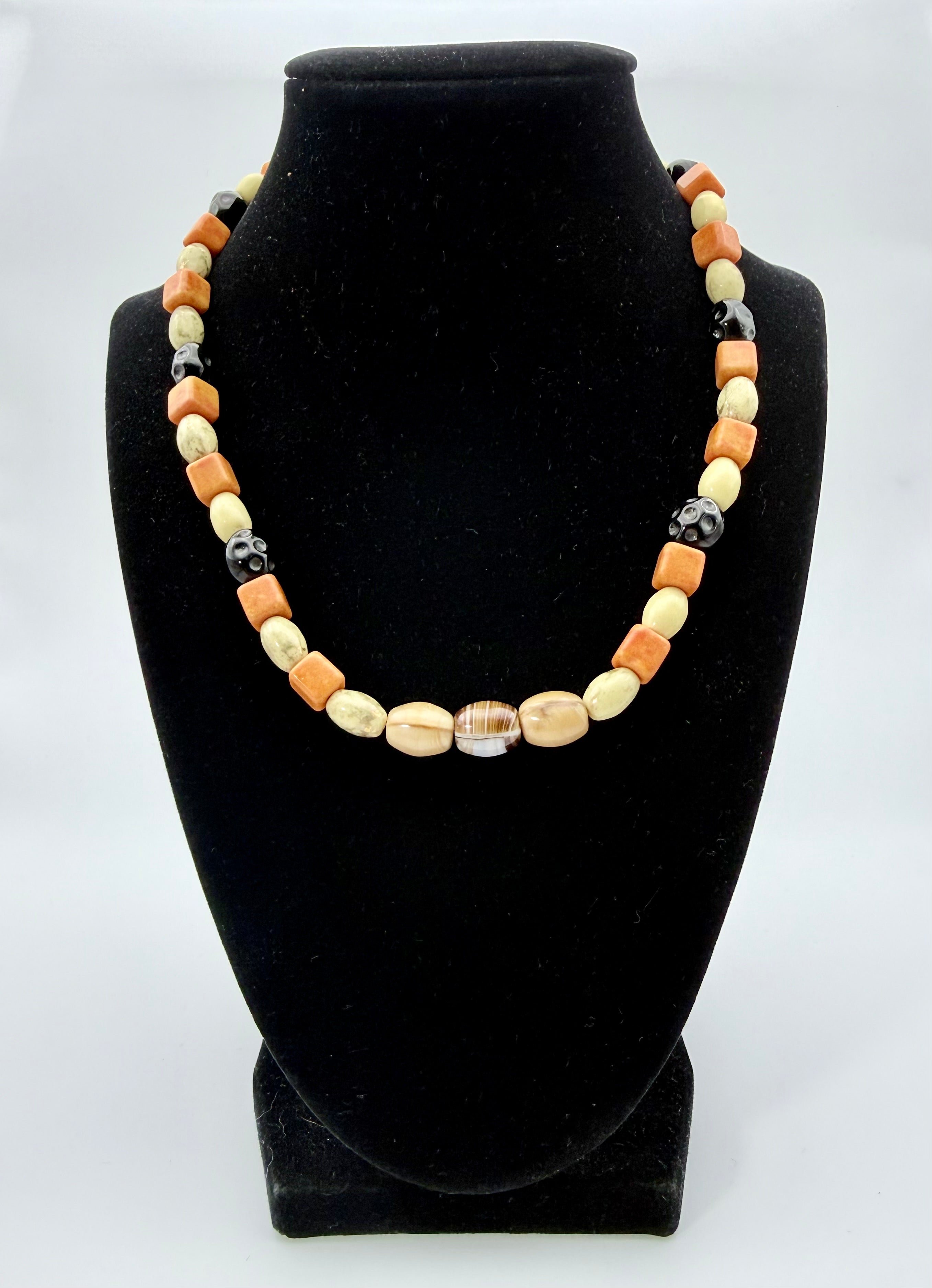 Vintage Mod Plastic and Stone Beaded Necklace