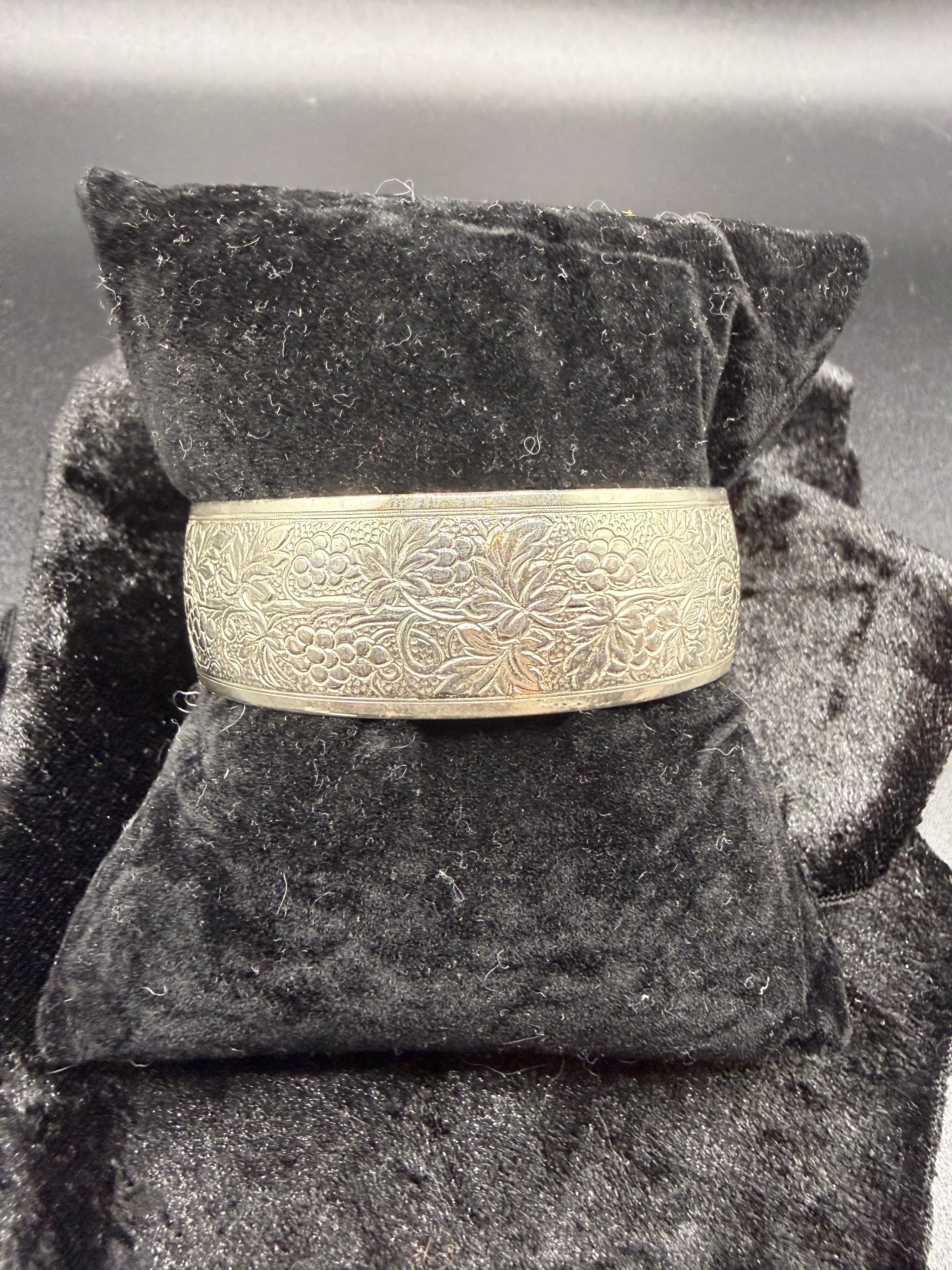 Grape Vine cuff