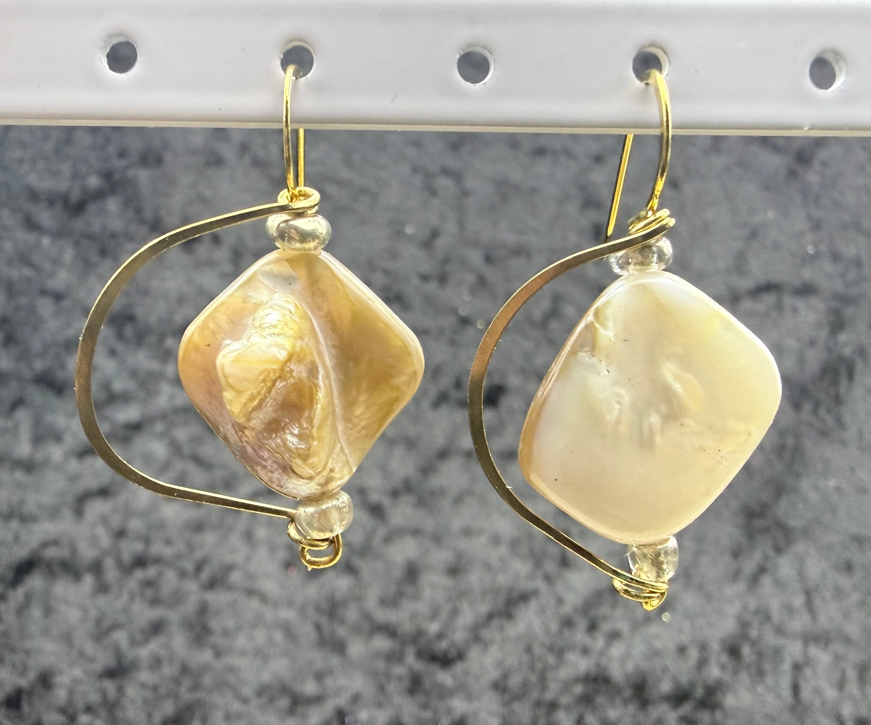 Square mother of Pearl Earrings