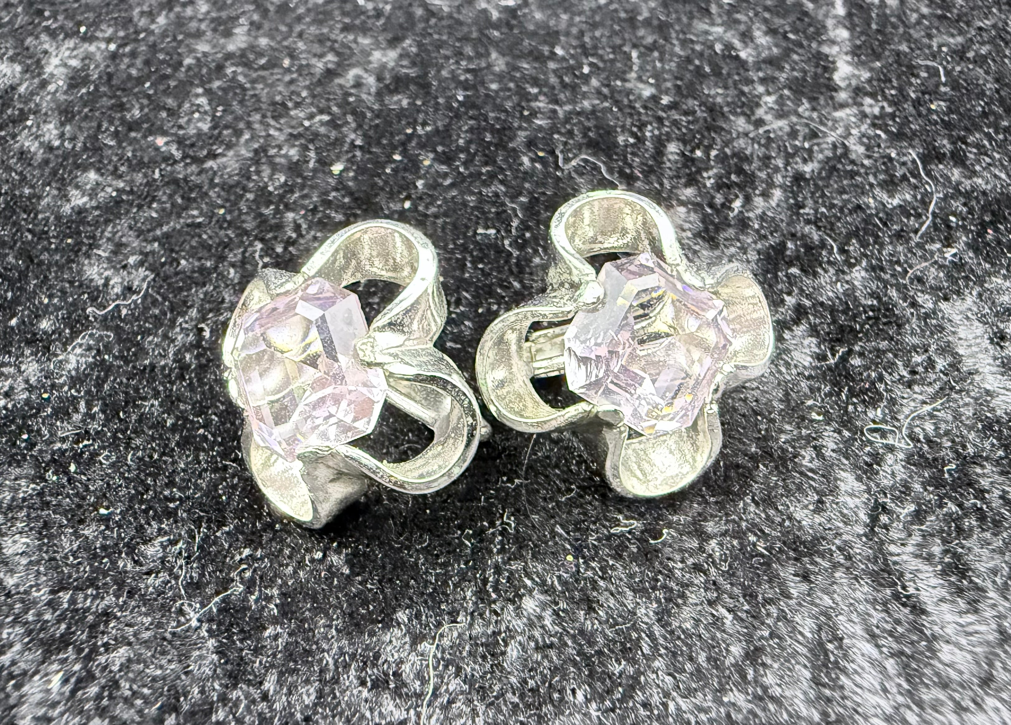 Vintage Park Lane Pink Clip Ons