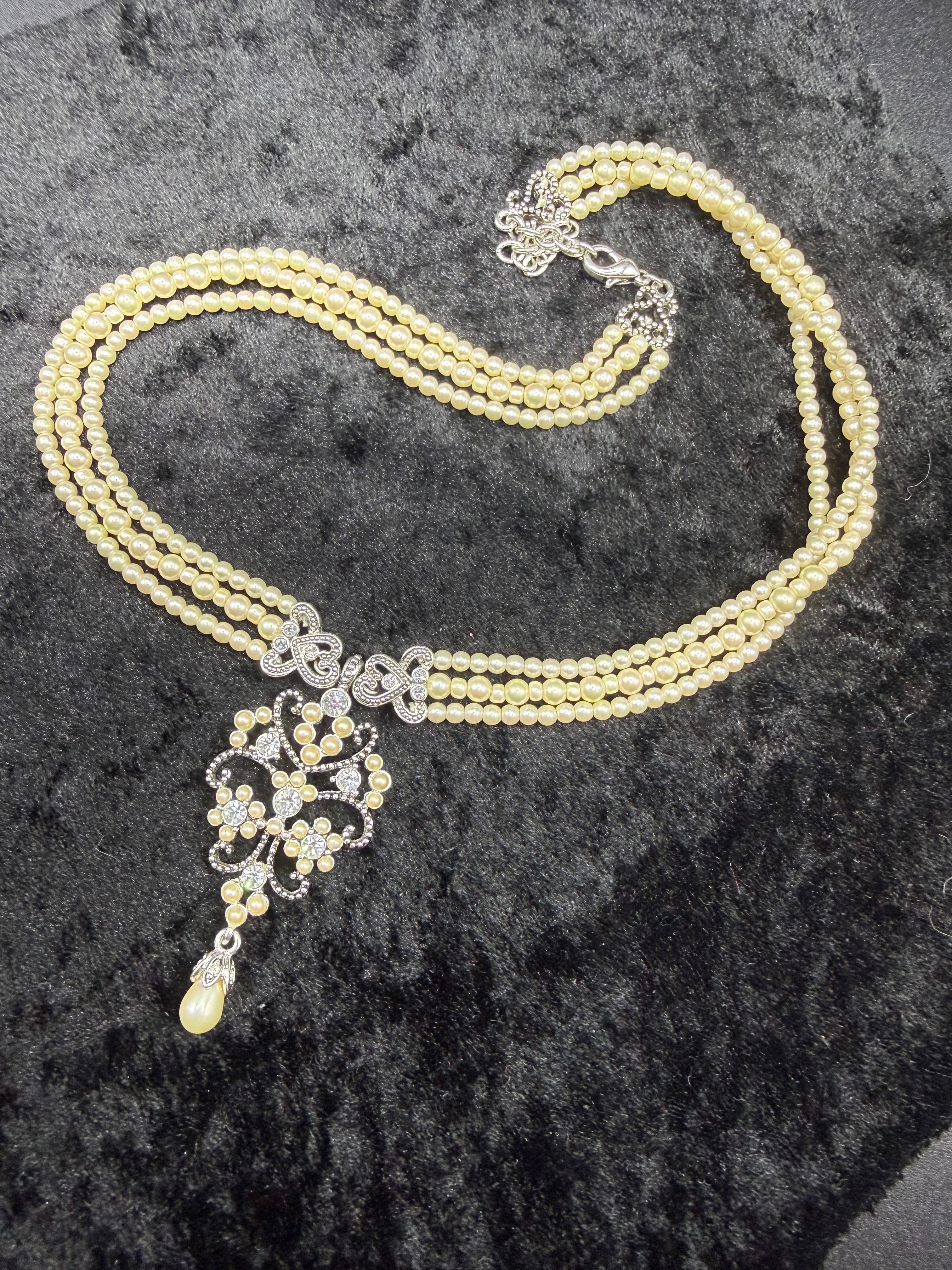 Vintage Art Deco Style Multistrand Pearl Necklace